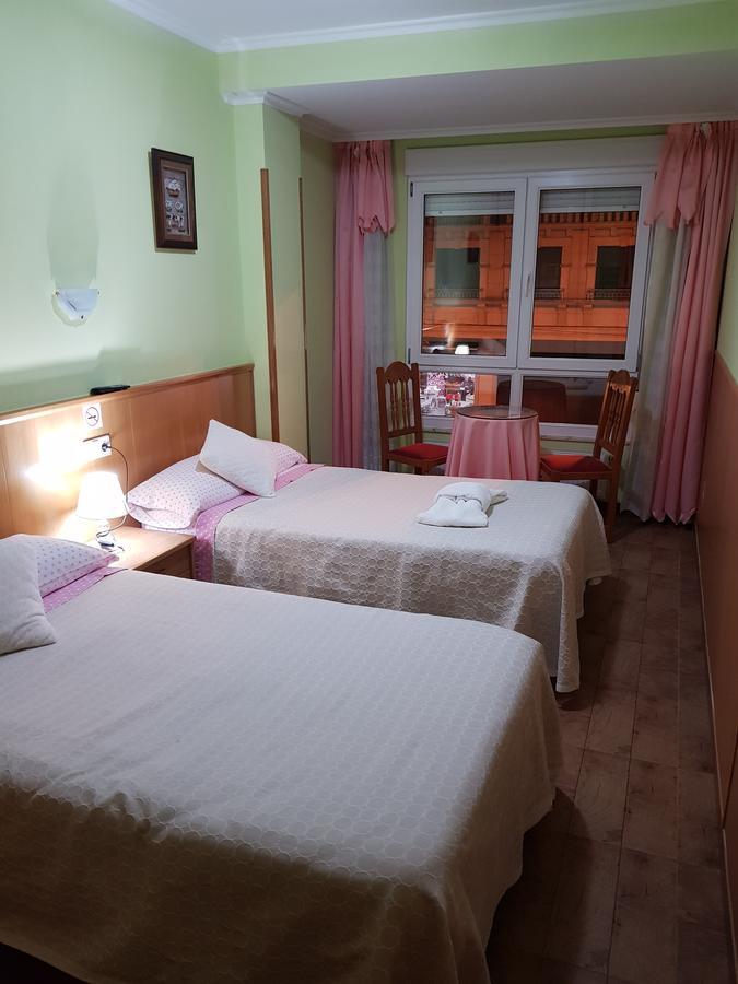 Hostal Ponte Dos Santos Ribadeo Exteriér fotografie