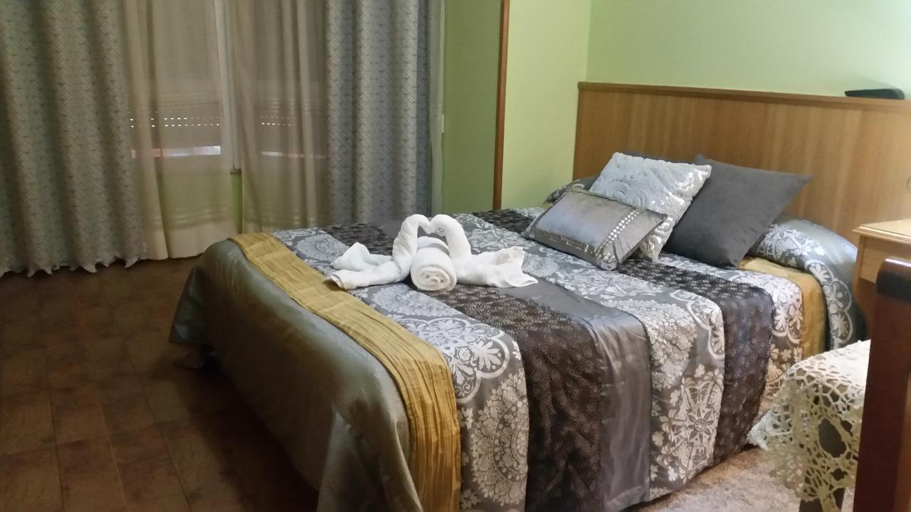 Hostal Ponte Dos Santos Ribadeo Exteriér fotografie