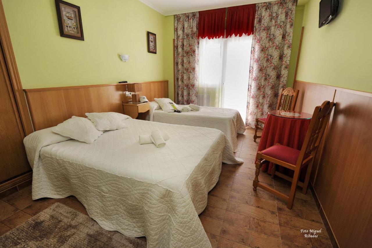 Hostal Ponte Dos Santos Ribadeo Exteriér fotografie